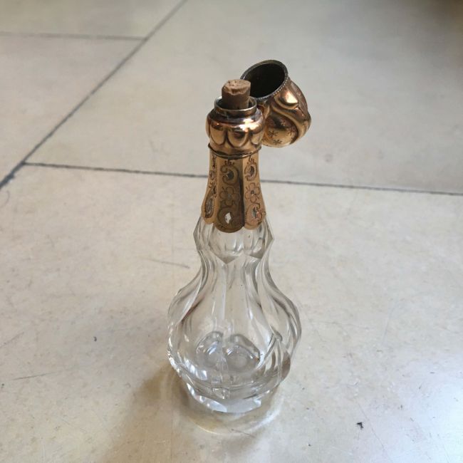Antikes Parfüm-Flakon aus Kristallglas mit Gold Kappe (14ct), Holland